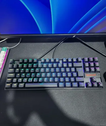 Teclado Gamer Mecânico Kumara PRO Redragon