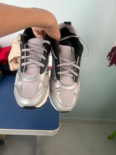Sapato em perfeito estado 