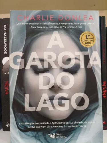 A garota do lago 