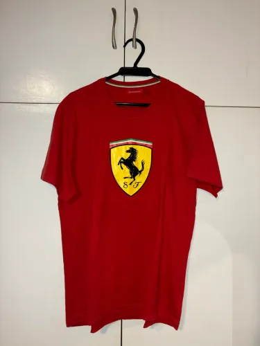 Camiseta Ferrari Vermelha G