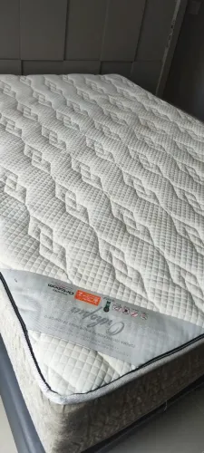 Colchão Casal Ortobom Quase Novo! Única dona solteira!