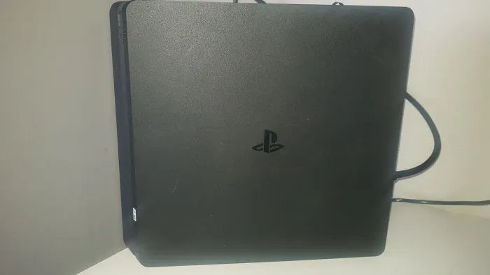 PS4 Slim (vendo ou troco)