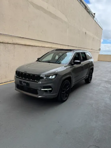 Jeep Commander Black Hurricane 2.0 4X4 TB AUT 2025