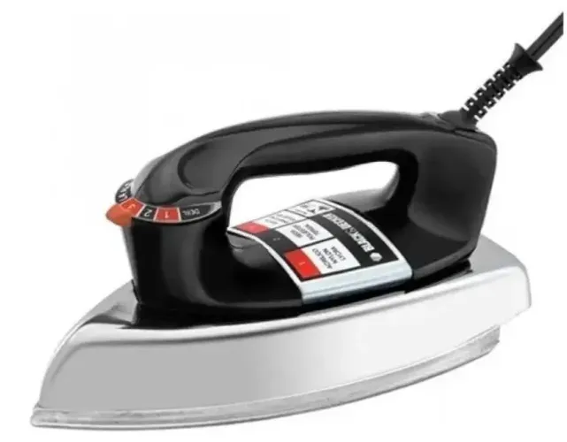Ferro de Passar Roupa Black Decker VFA1110TM2 Com Base de Alumínio