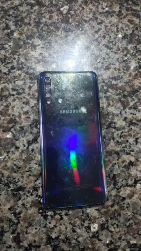 Vendo celular a70 128gb