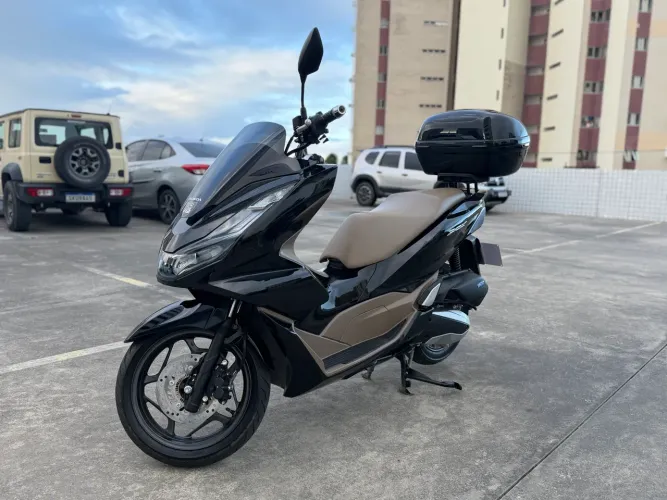 PCX DLX 2026 // 2 mil km // Financia 48x // Garantia de fábrica