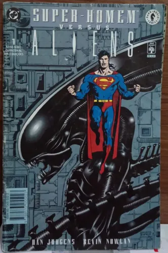 Gibi HQ Super Man Versus Aliens #1
