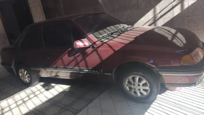 Chevrolet Monza GL 2.0 Efi/sl/l/650/club/barc.2e4p (álcool) 1993