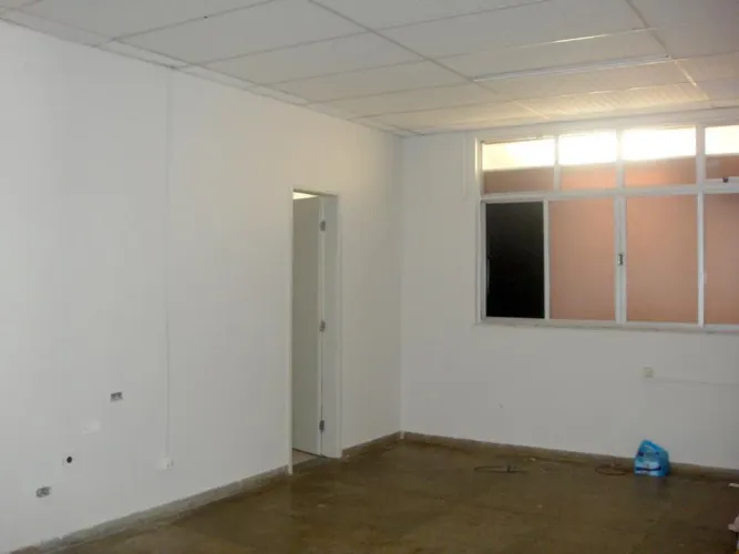 Prédio para Locação em Salvador, Imbuí
