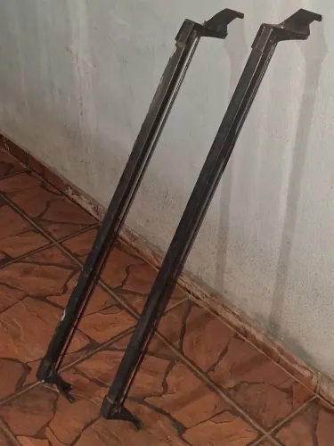 VENDO RAK DE TETO PARA FORD FIESTA .E SUPORTE DE CAIXA