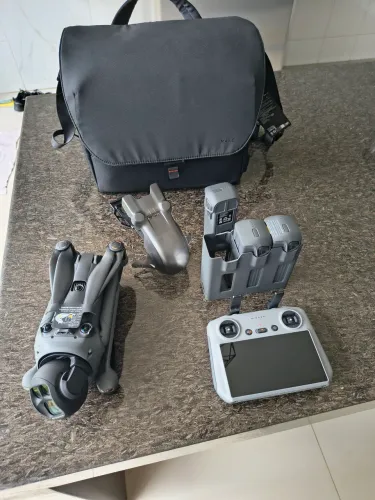 DJI Mavic 4 pró fly more combo RC2 novo vendo ou troco em algo do meu interesse 