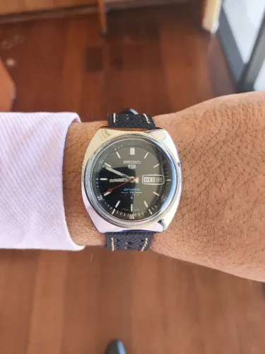 Seiko 5 Sports
