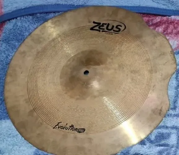 Prato Zeus Evolution pro Crash17" liga b10