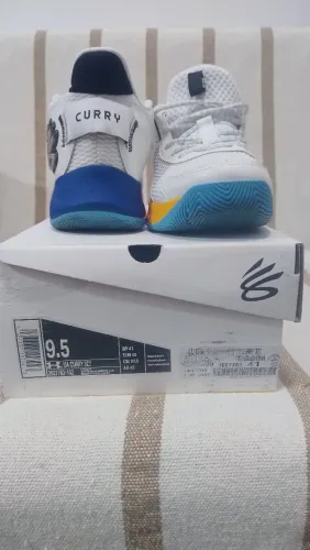 "Tênis Under Armour Curry Tam. 41 - Usado 1 vez - Estado de Novo"
