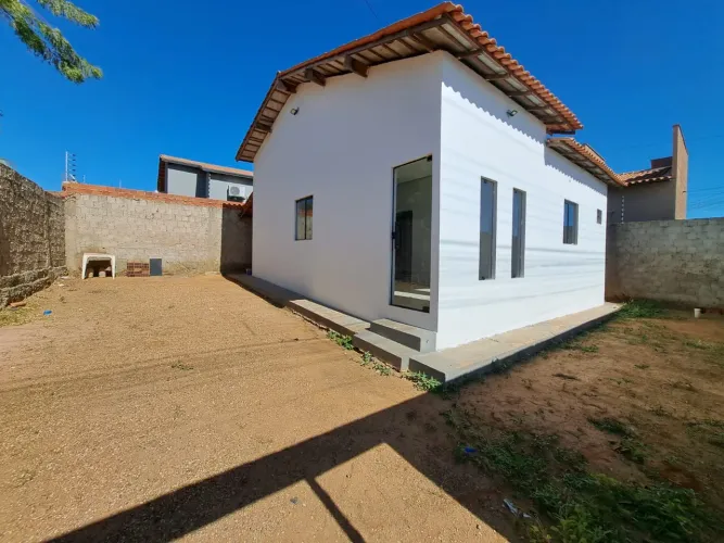 Vendo casa em lote único , 320 mil, documentada e pronta para financiamento