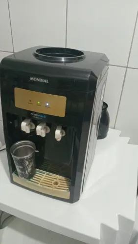 Bebedouro três temperatura 