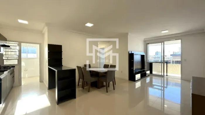 Apartamento com 3 quartos em Campinas - São José - SC