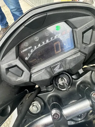 Titan 160 2023 Semi Nova ,Moto pouco Rodada,Só Do Trabalho Pra Casa