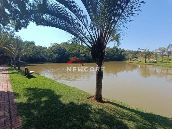 Lote em condomínio em Avenida Ipanema - Jardim Novo Horizonte - Sorocaba/SP