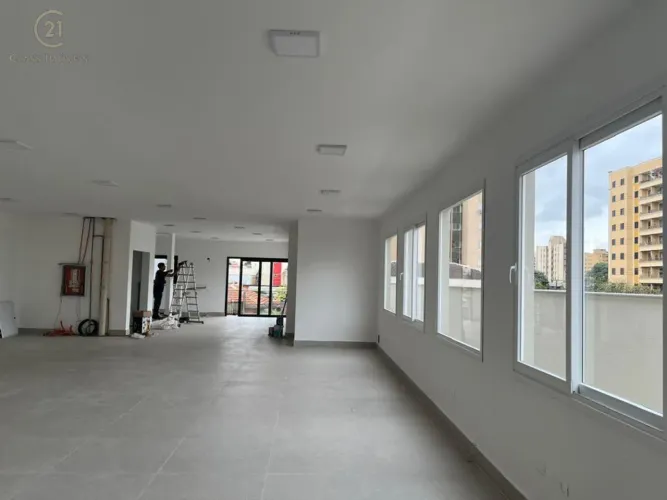 Casa para alugar em Londrina, Vila Ipiranga, com 4 quartos, com 678.87 m²
