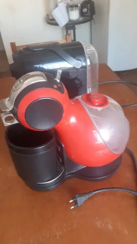 máquina de café expresso em excelente estado