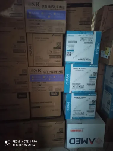 Vendo caixa de papelão para você embalar as suas mercadorias suas mudanças r$ 5 cada