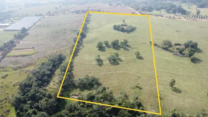 Sítio com mais de 60.000m² SEM ÁREA DE PRESERVAÇÃO, 3 nascentes, casa, localizado em Artur