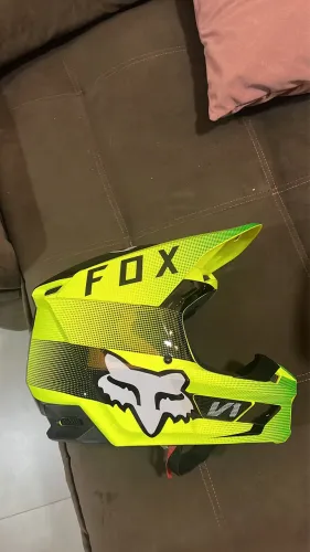 Capacete fox v1