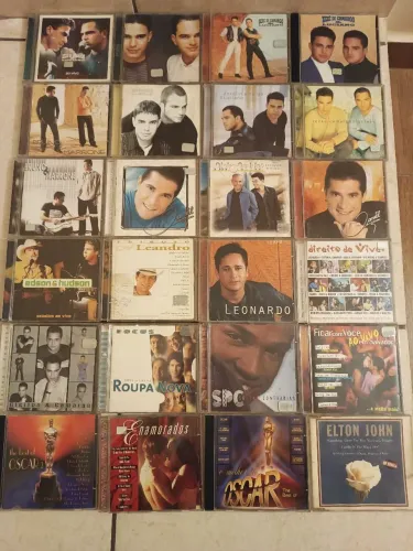 Coleção de cds originais de artistas vários