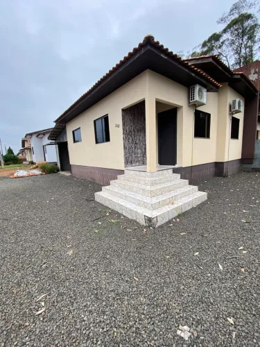 Casa para aluguel em Forquilhinha - Santa Cruz