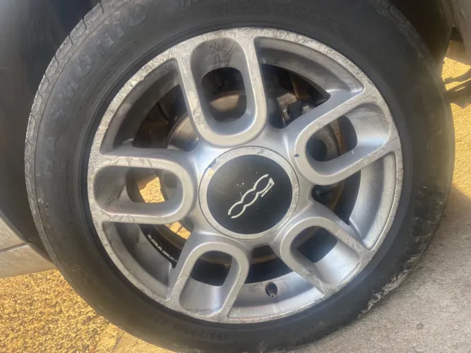 troco roda fiat 500