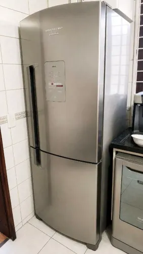 Geladeira Brastemp Inverse 422 litros - BRE50