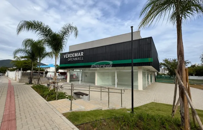 Sala comercial disponível para locação no Centro de Penha/SC. (Cod. 24270)