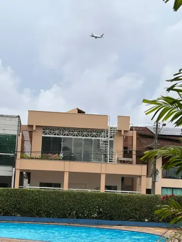 Casa no Altos de Pinheiros com 4 suítes - Pratinha, Belém - PA