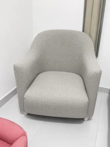 Poltrona Semi Nova em Ótimo Estado ?