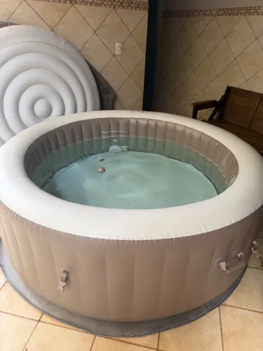 Spa Inflável 795L com Bomba 220V e 120 Jatos PureSpa Bubble Deluxe Intex