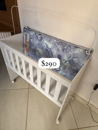 Berço com colchão