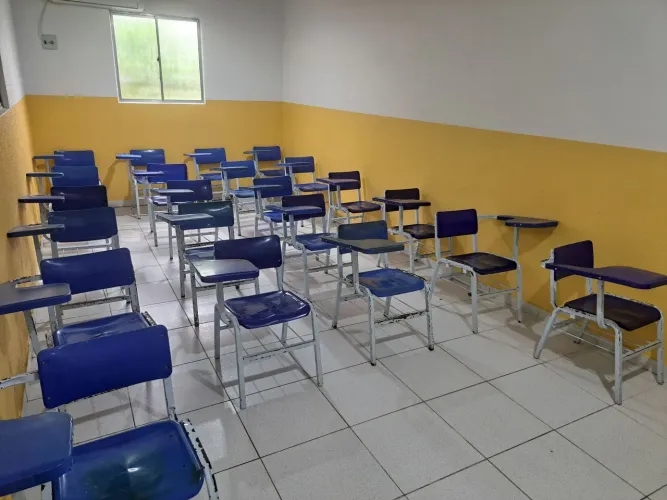 Cadeiras escolar