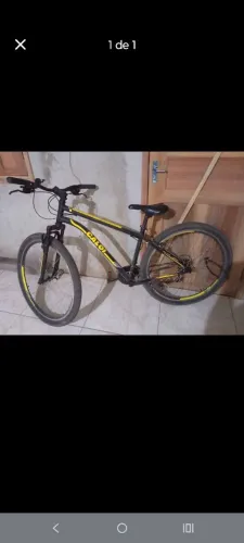 VENDE-SE BICICLETA ARO 29 CALOI SEMI NOVA