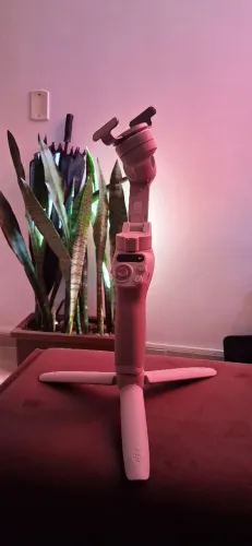Estabilizador DJI Osmo Mobile 6