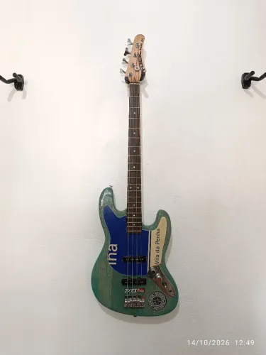Baixo 4 cordas Samick Custom Jass Bass