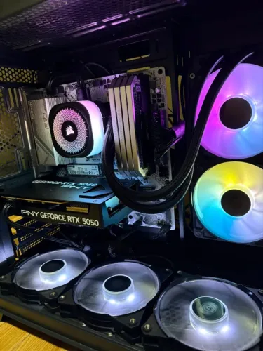 PC Gamer Premium | Ryzen 5 + RTX 5050 | Montagem Exclusiva Tech Premium Brasil