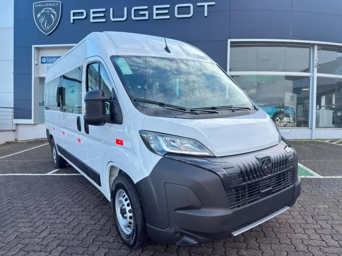 Peugeot Boxer Furgão 2.2 Turbo Diesel 2026