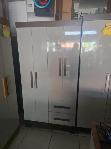 Guarda roupa novos a partir de 680,00