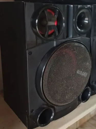 Caixa de Som XBoom com Bluetooth 