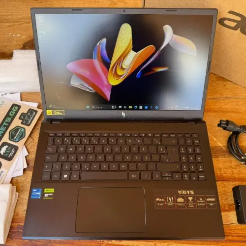 Notebook Gamer i5-13420H + RTX 4050 6Gb + 8Gb RAM DDR5 5200Mhz + Tela 144Hz (IMPECÁVEL)