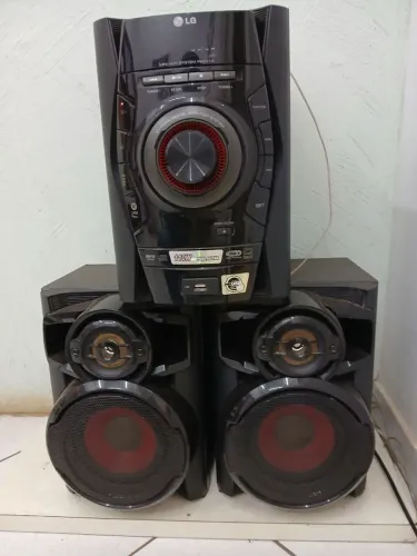 Vendo som LG
