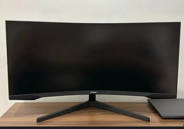 Monitor curvo Samsung Odyssei G5 34