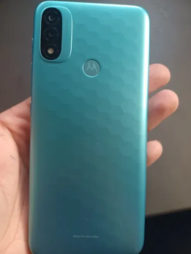 Moto e20 2 ram 32 Gb pegado Tudo certinho todo original