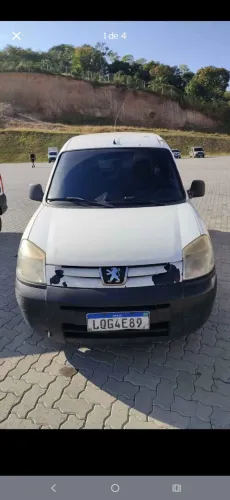 Peugeot Partner Van 1.6 Flex 16V 5P 2011